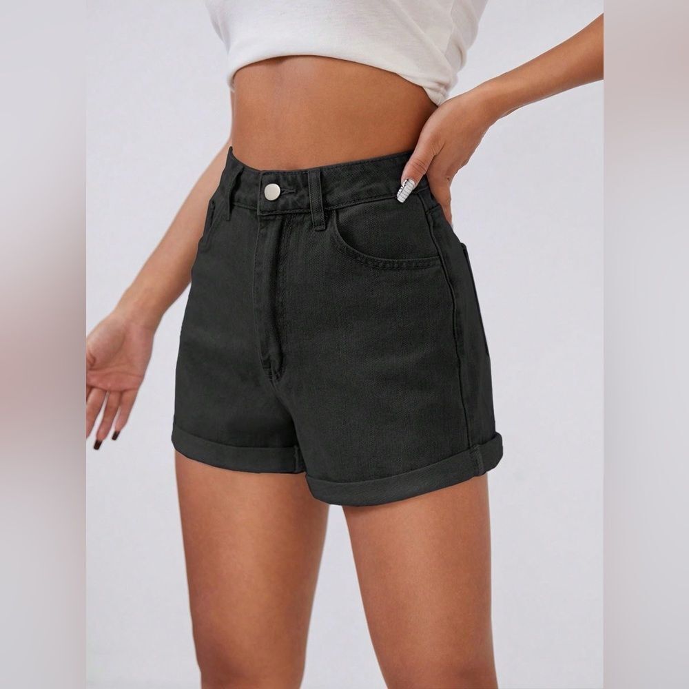 NWT OLD NAVY 4 High-Waisted OG Straight Cut-Off Jean Shorts